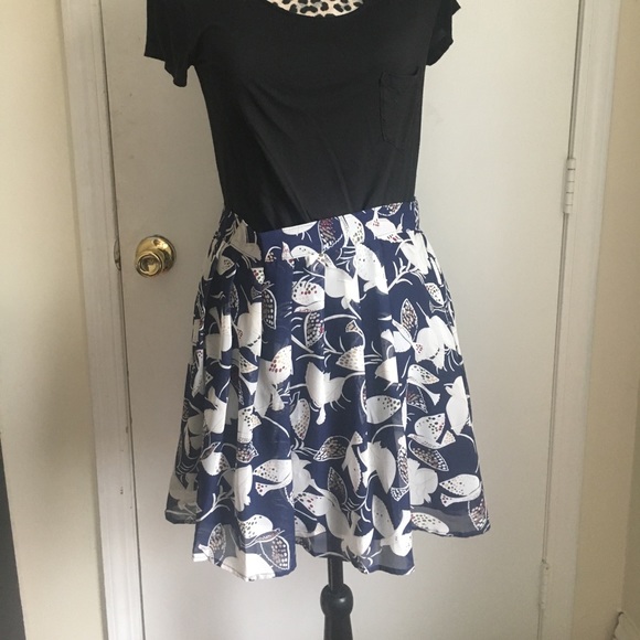 A-line old navy bird skirt - Picture 3 of 7